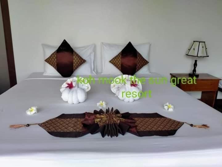 Kohmook The Sun Great Resort Ко Моок Екстериор снимка